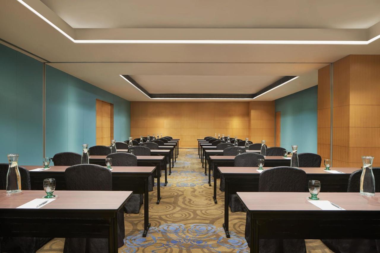 Hotel The Westin Kuala Lumpur Exterior foto Meeting room