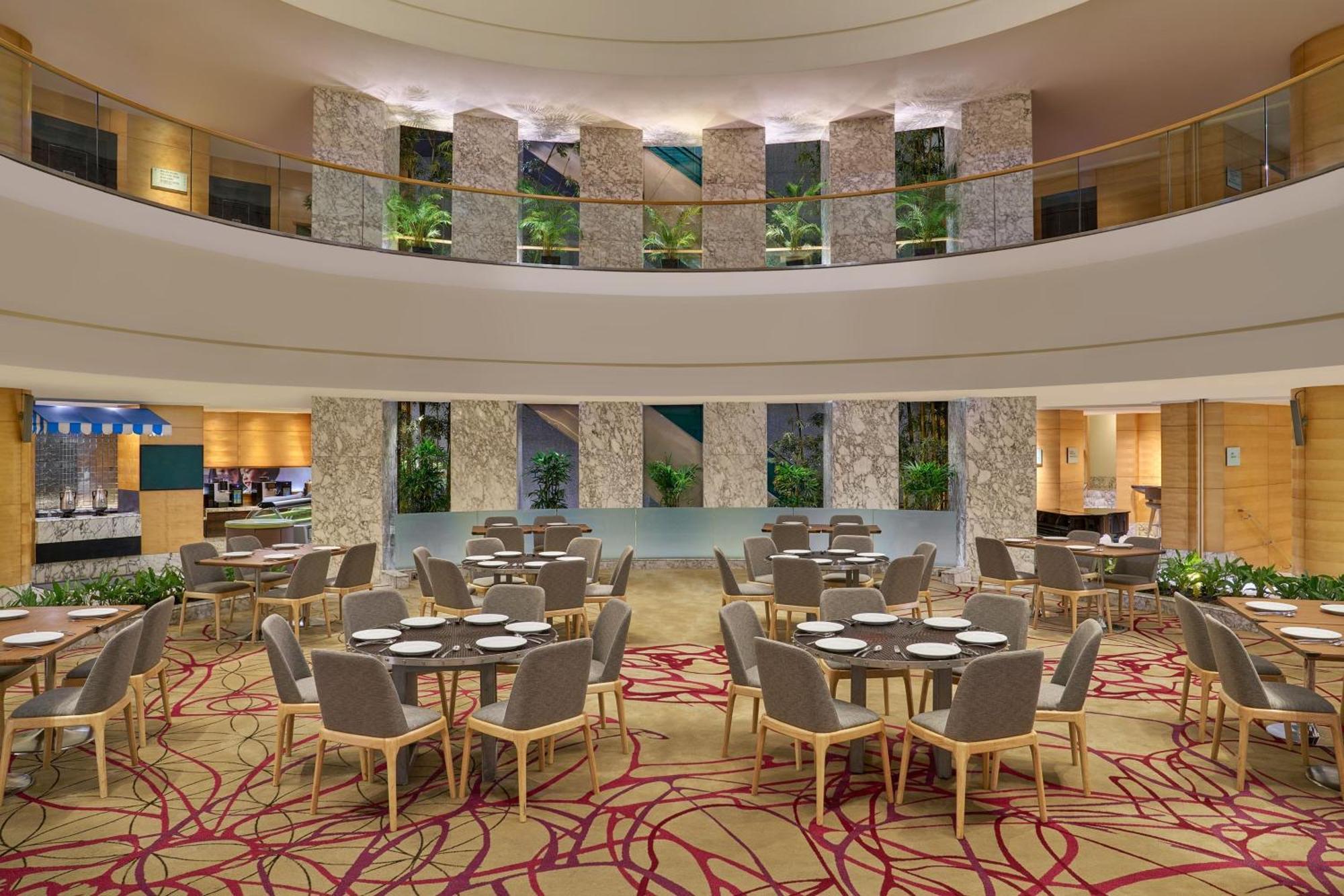 Hotel The Westin Kuala Lumpur Exterior foto The Club Lounge at the Marina Bay Sands