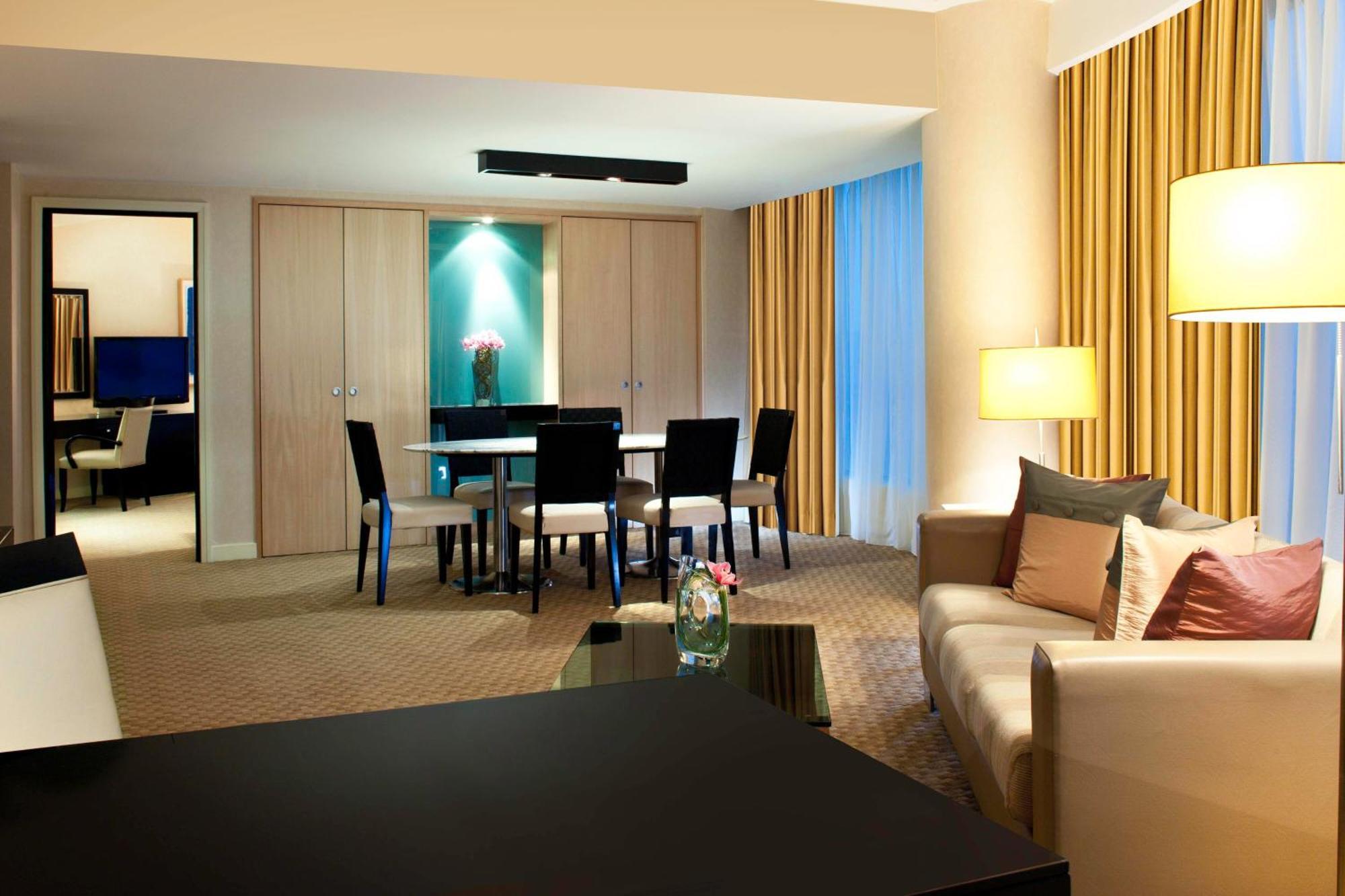 Hotel The Westin Kuala Lumpur Exterior foto A suite at the Grand Hyatt Hotel, Seoul, South Korea